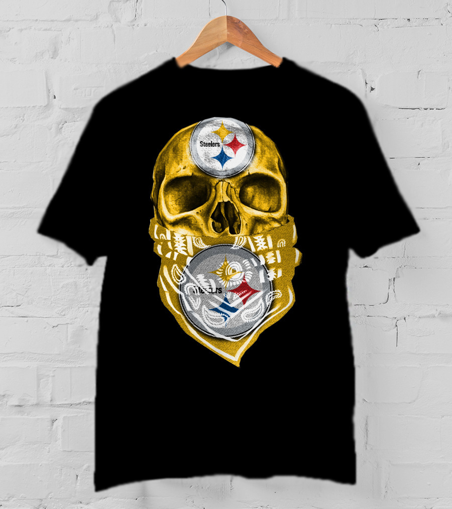Skull V5 Steelers Bandana Logo Football Fan Gear T-Shirt