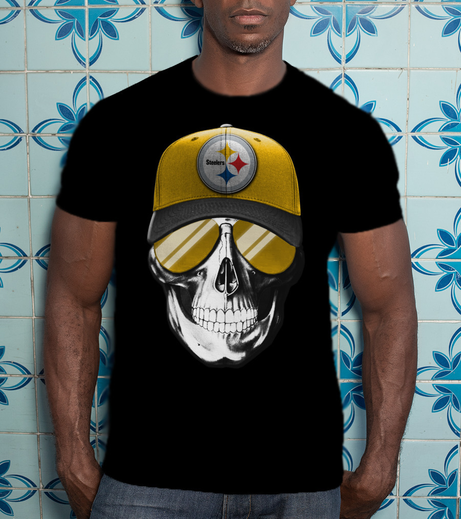 Skull V7 Pittsburgh Steelers Yellow Cap And Sunglasses T-Shirt