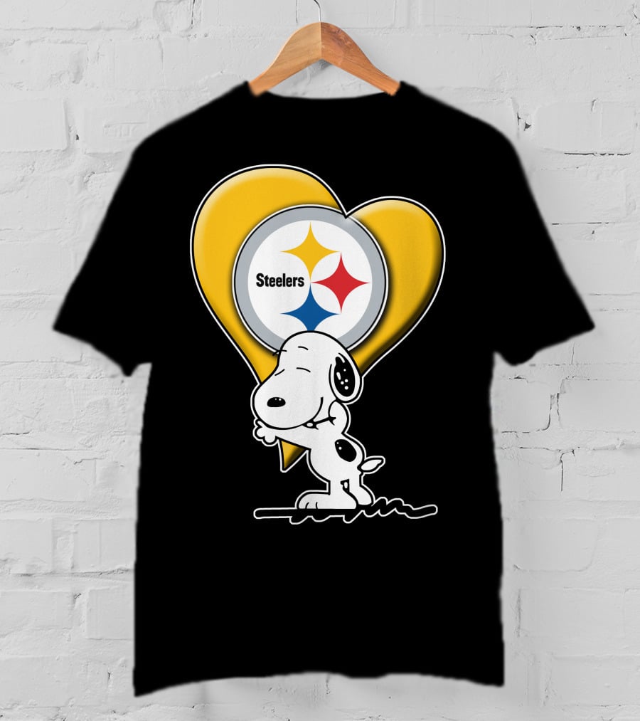 Snoopy Hugging Heart Steelers Logo Pittsburgh Steelers Fan Gear T-Shirt