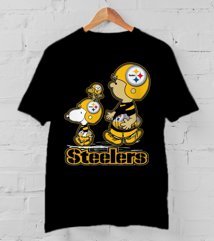 Snpfootball Pittsburgh Steelers Charlie Brown And Snoopy Peanuts Steelers Helmets T-Shirt