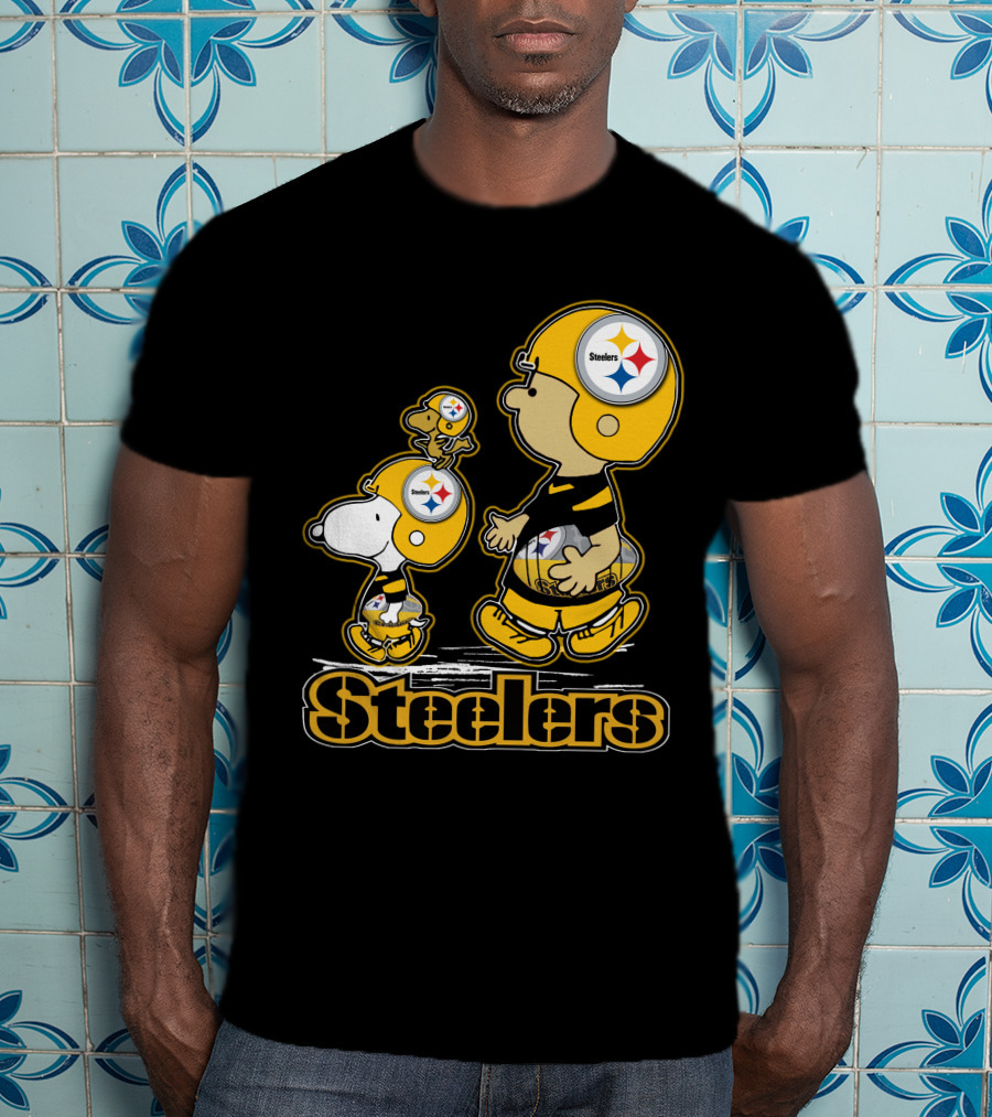 Snpfootball Pittsburgh Steelers Charlie Brown And Snoopy Peanuts Steelers Helmets T-Shirt