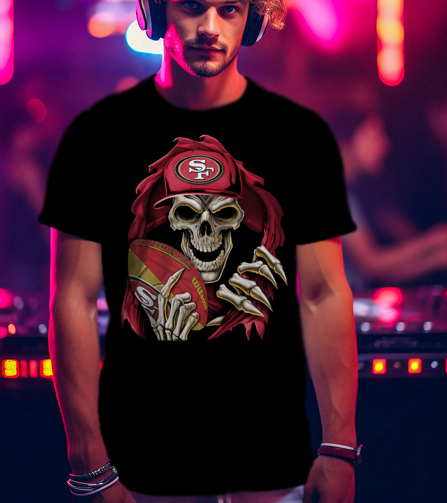 San Francisco 49ers Skull Holding Football With SF Cap T-Shirt
