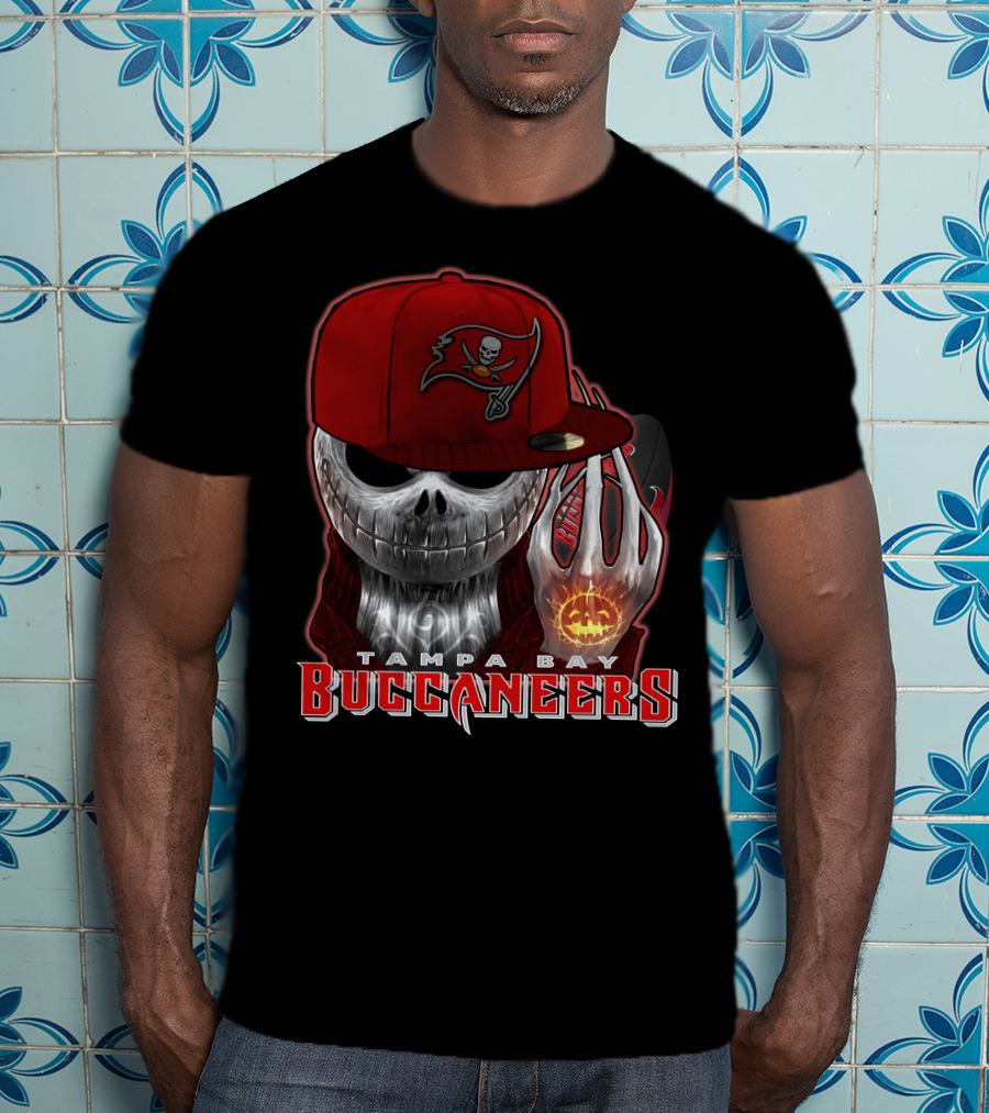 Tampa Bay Buccaneers Jackskull Halloween Pumpkin Hat T-Shirt