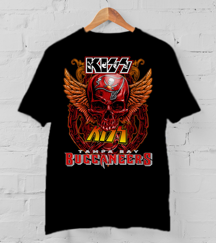 Kiss Tampa Bay Buccaneers Skull With Wings T-Shirt
