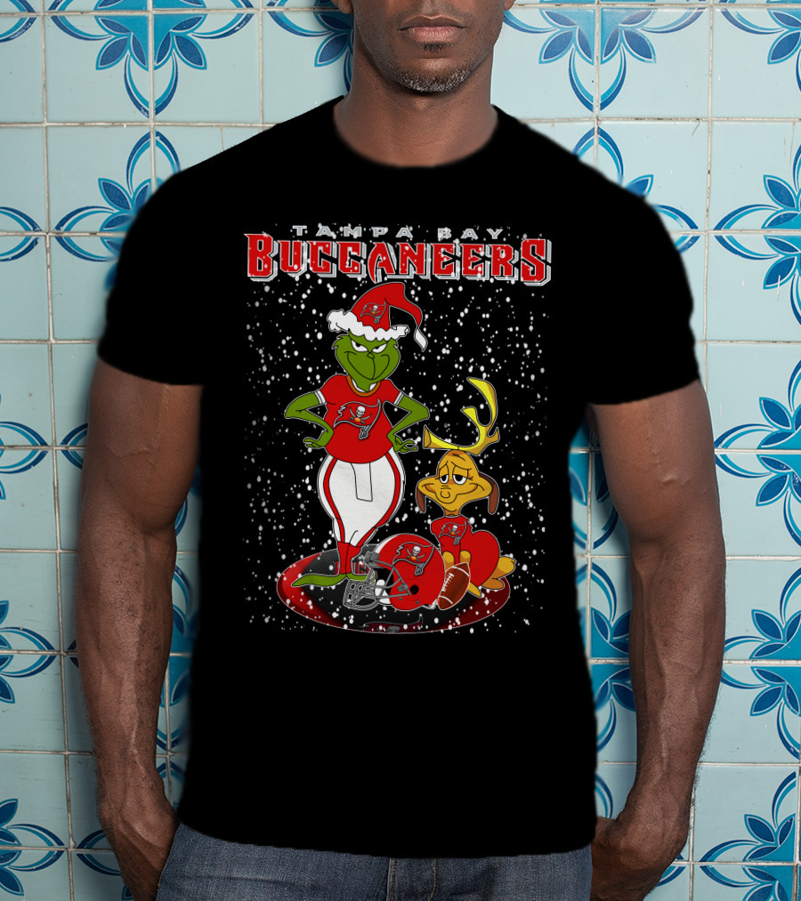 Grinchxmas Tampa Bay Buccaneers Santa Hat Christmas Football Snow T-Shirt