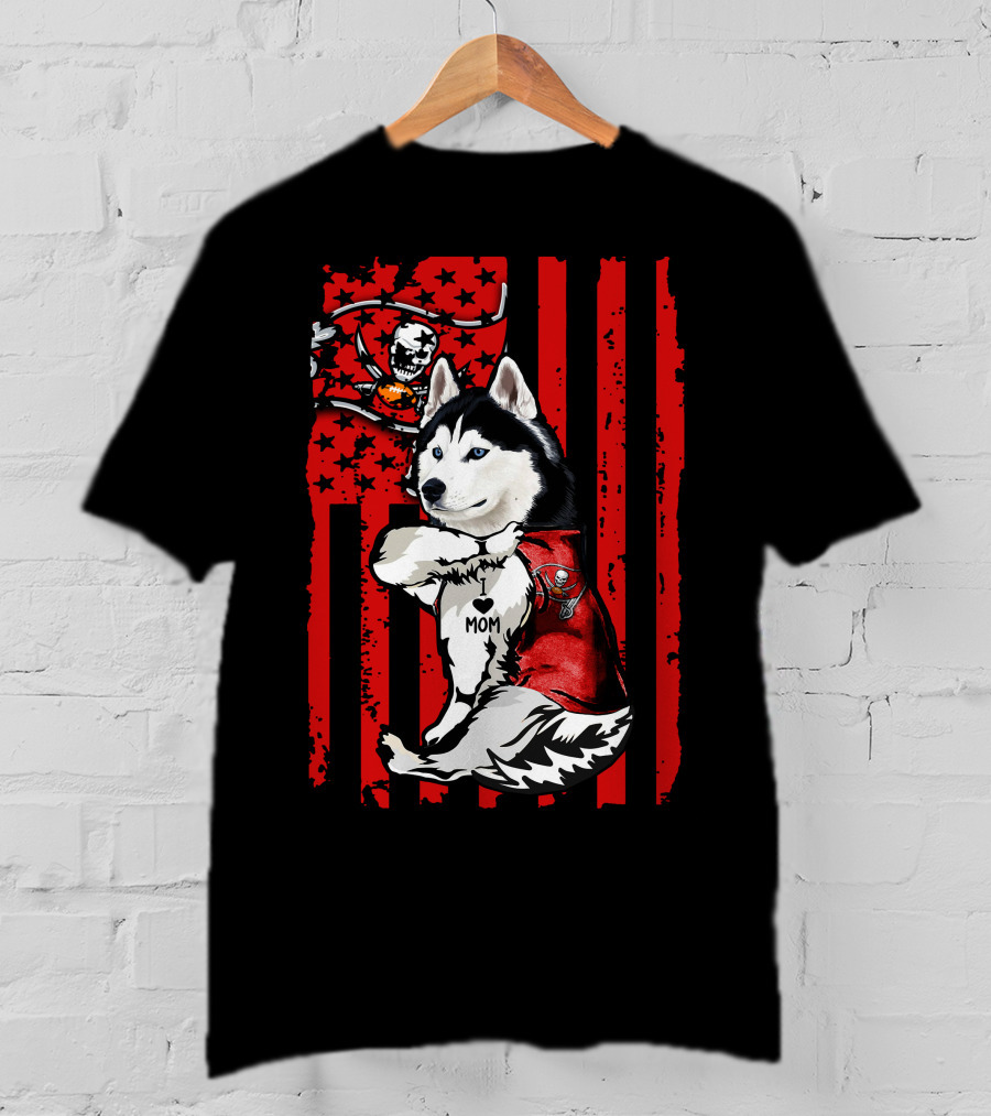 Siberian Husky Tampa Bay Buccaneers Heart Mom Flag T-Shirt