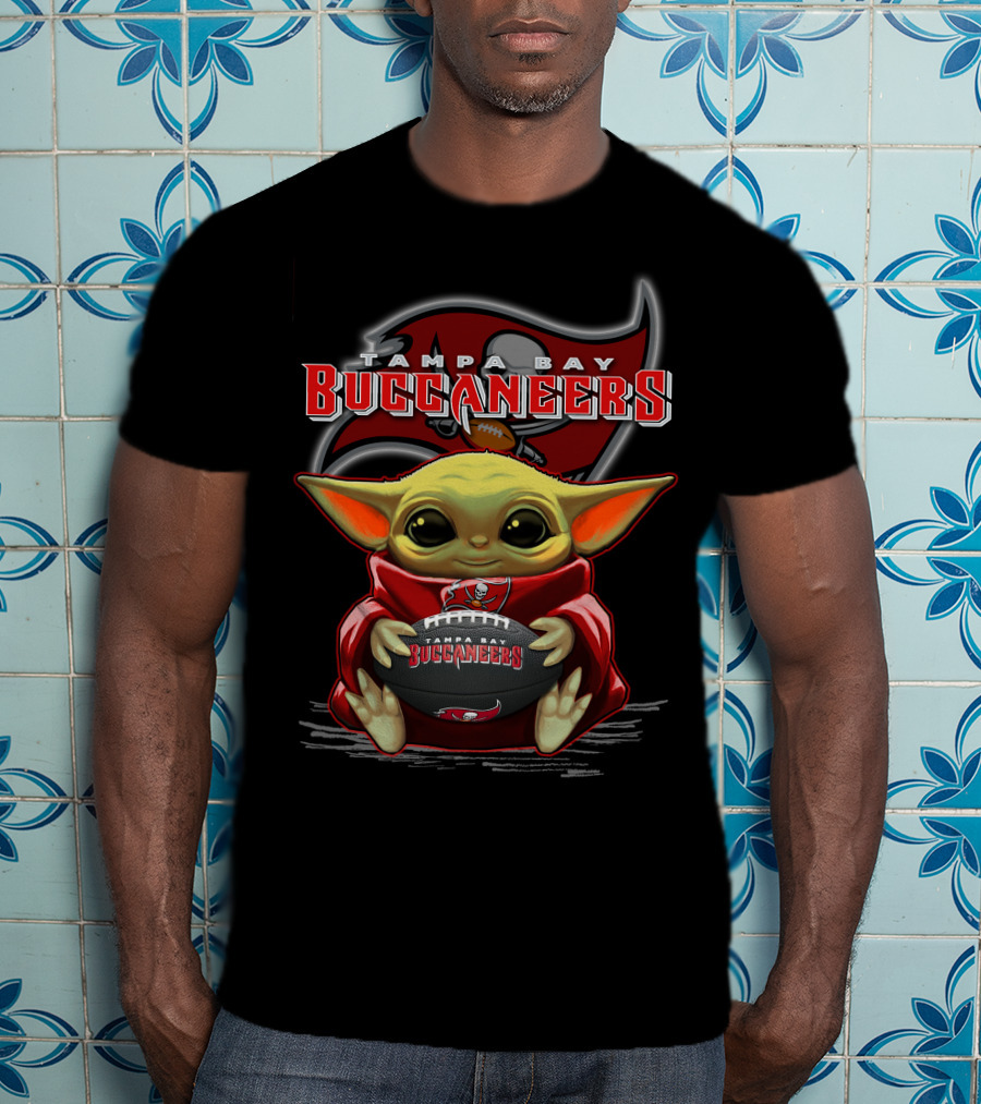 Tampa Bay Buccaneers Yoda Holding Football T-Shirt