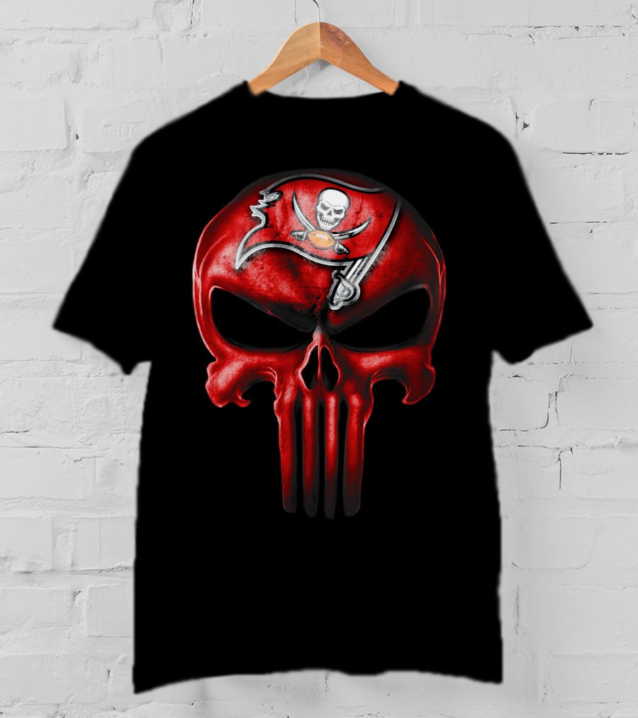 Skull V3 Tampa Bay Buccaneers Pirate Skull T-Shirt