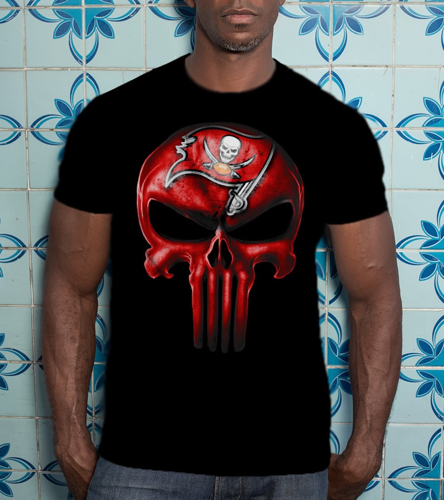 Skull V3 Tampa Bay Buccaneers Pirate Skull T-Shirt