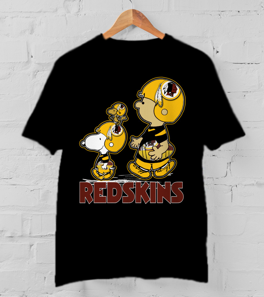 Snpfootball Redskins Peanuts Characters In Football Helmets T-Shirt