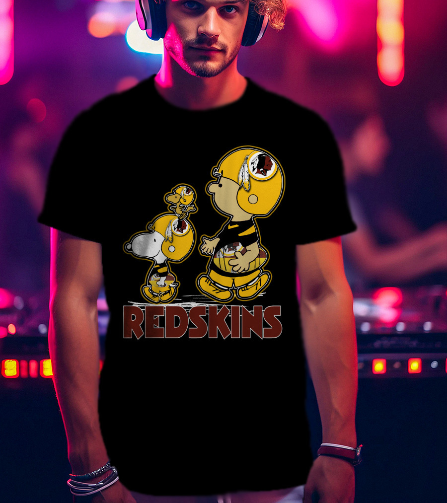 Snpfootball Redskins Peanuts Characters In Football Helmets T-Shirt
