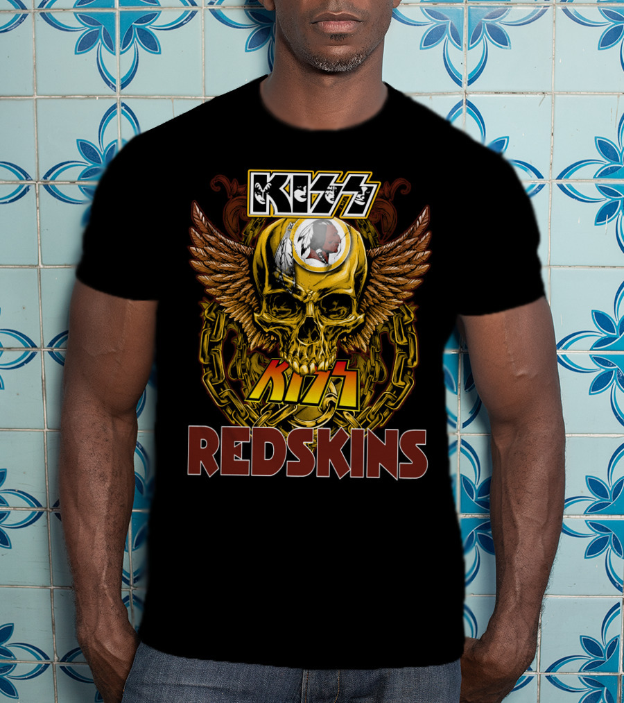 Kiss Redskins Skull Wings Chains Helmet T-Shirt