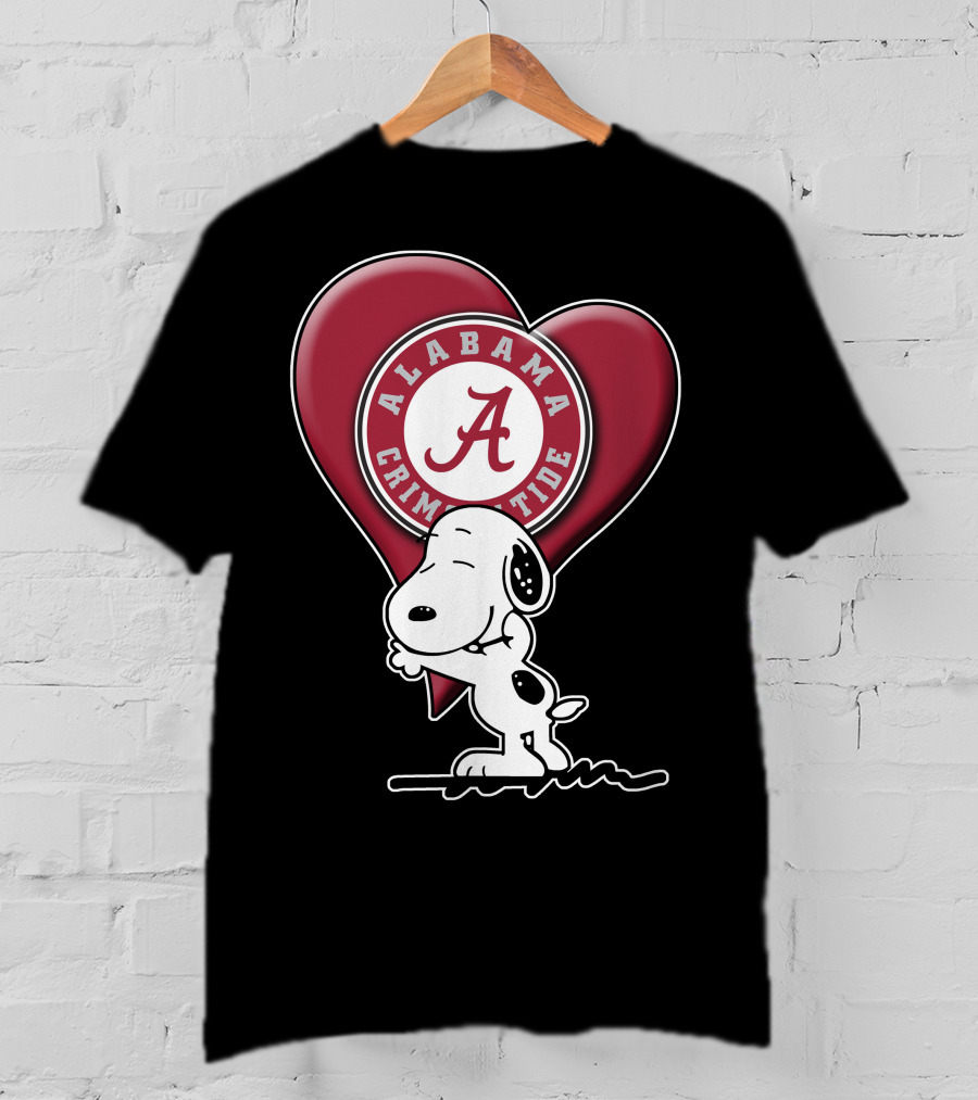 Snoopy Hugging Alabama Crimson Tide Heart T-Shirt