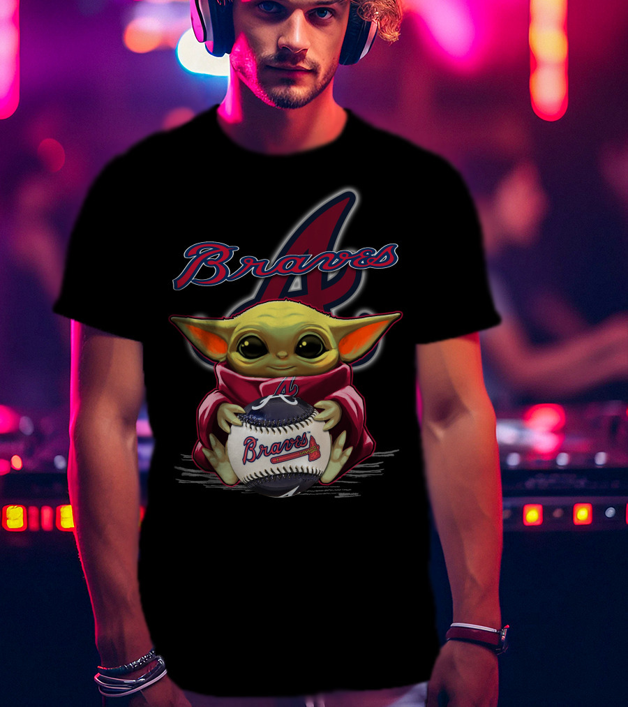 Braves Yoda Holding Baseball With Atlanta Braves T-Shirt