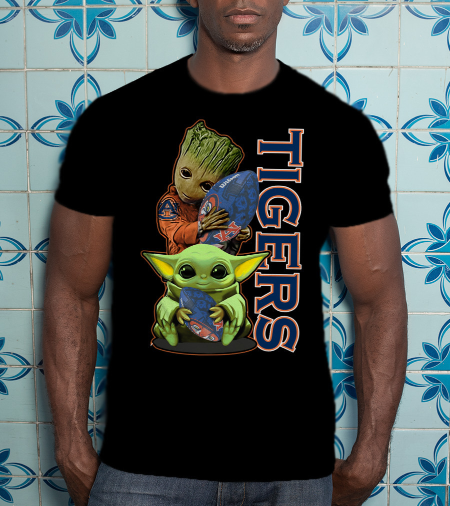 Grzd Auburn Tigers Baby Yoda And Groot Football T-Shirt