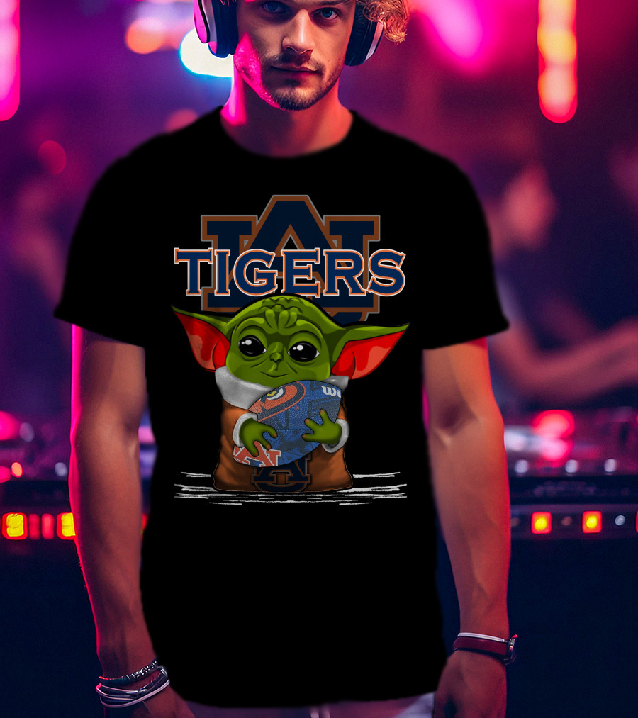 Yoda Auburn Tigers Football Fan Alien Creature With Auburn Logo And Football T-Shirt