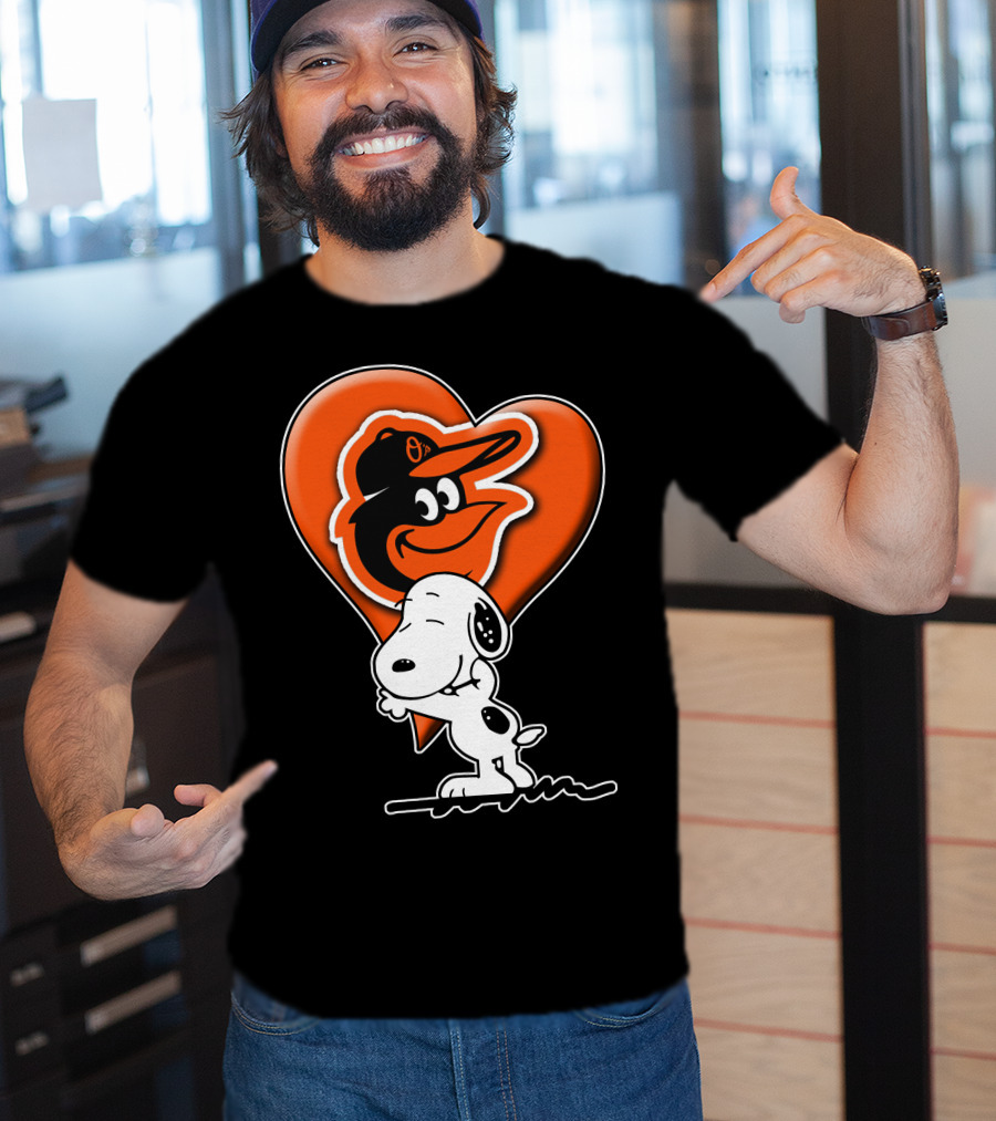 Snoopy Hugging Heart With Baltimore Orioles Bird T-Shirt