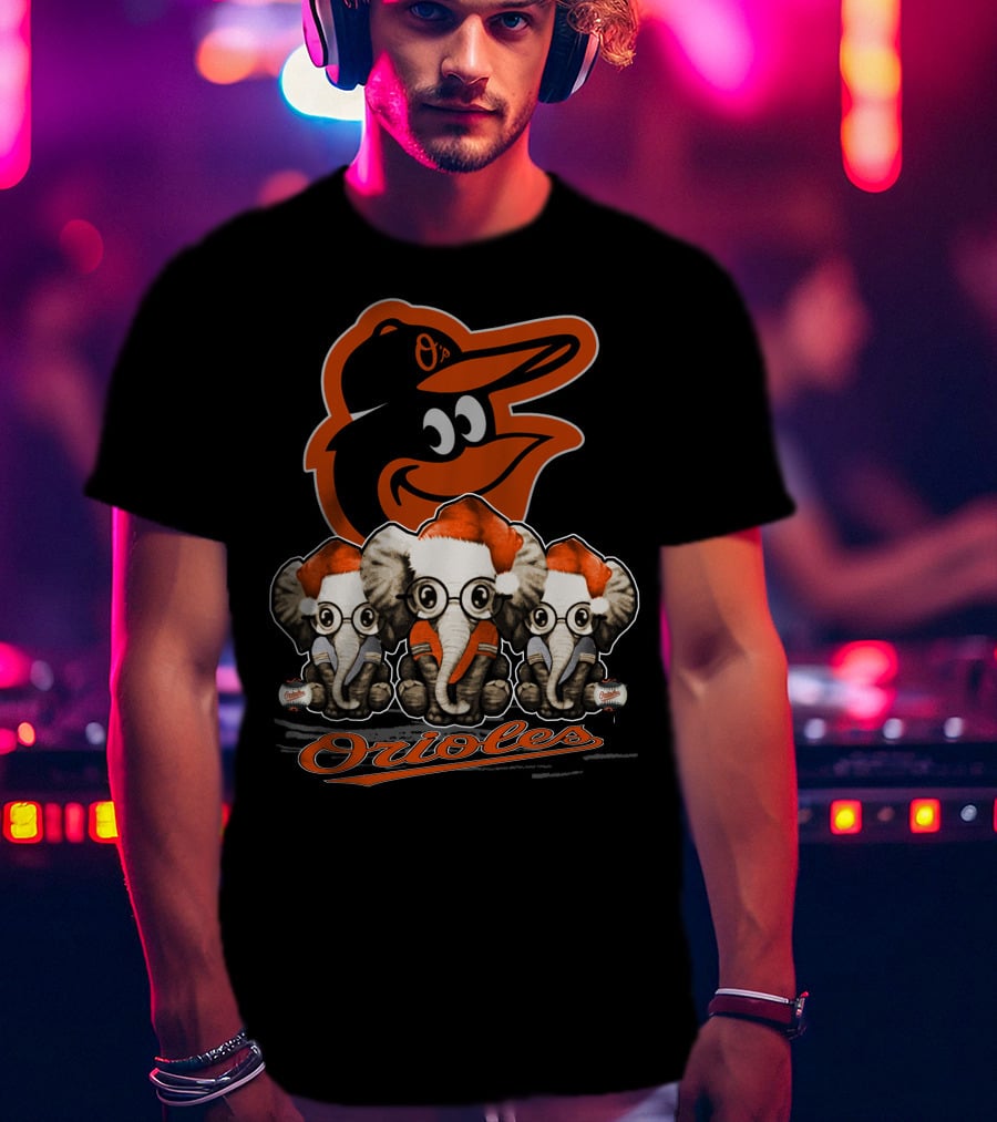 Elephan Xmas Orioles Santa Hat Baltimore Orioles T-Shirt