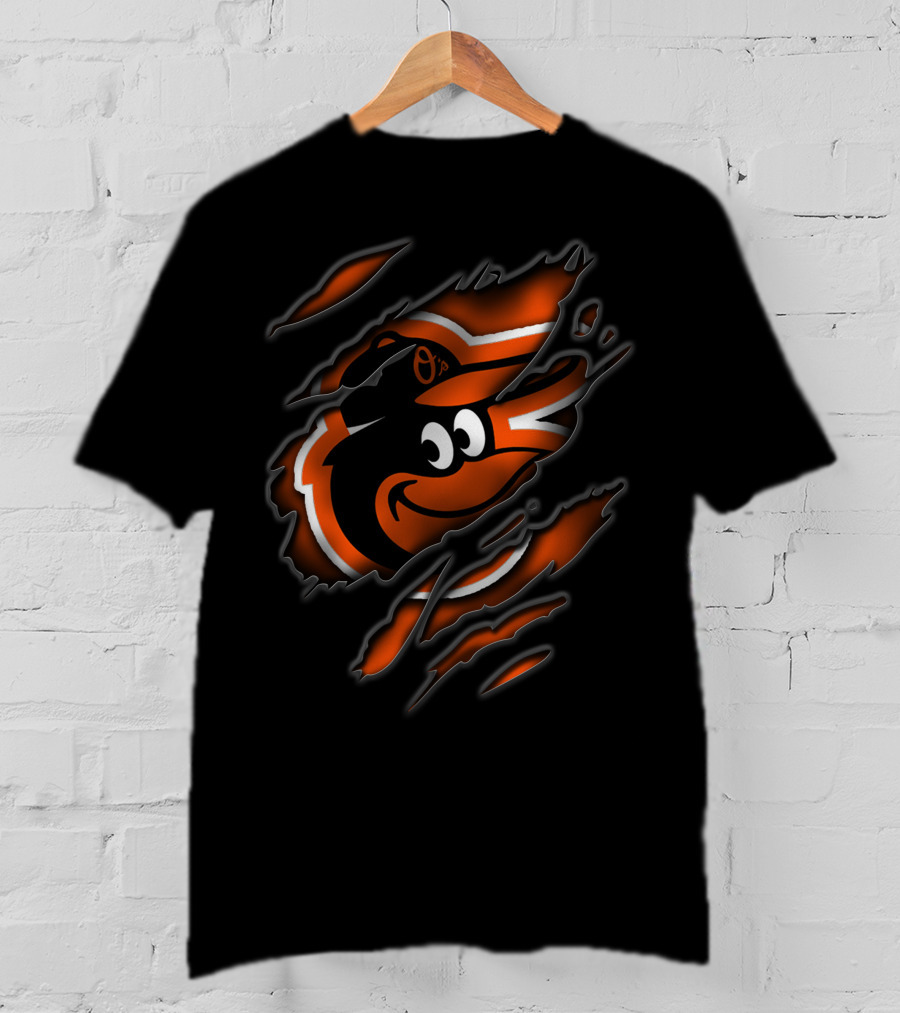 Torn Baltimore Orioles Cartoon Bird T-Shirt
