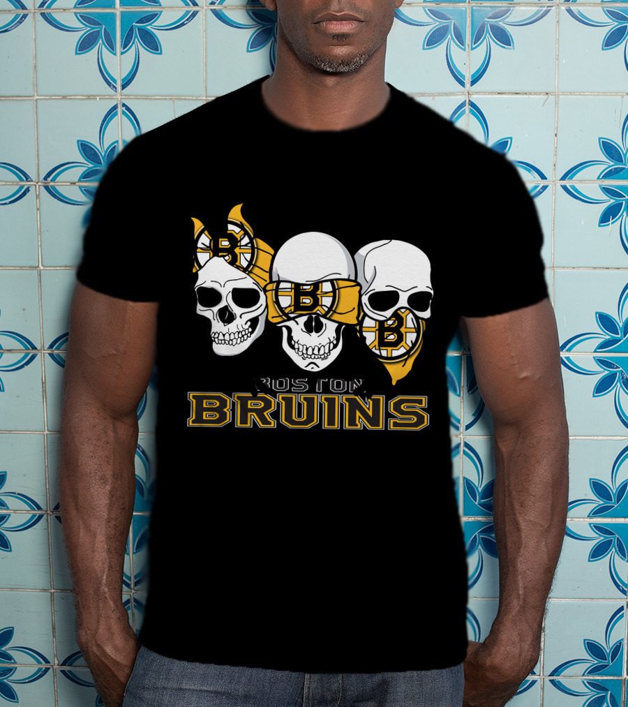 3 Skull Boston Bruins Hockey Skulls T-Shirt