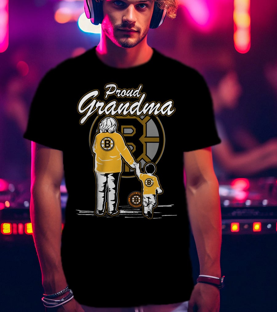 Proud Grandma Boston Bruins Family Fan T-Shirt
