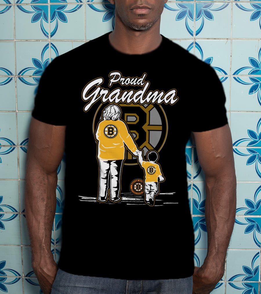 Proud Grandma Boston Bruins Family Fan T-Shirt