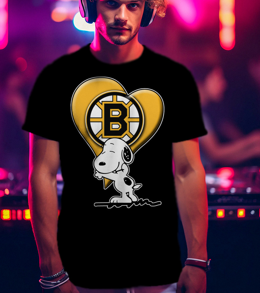 Snoopy Heart Boston Bruins Logo Hug T-Shirt