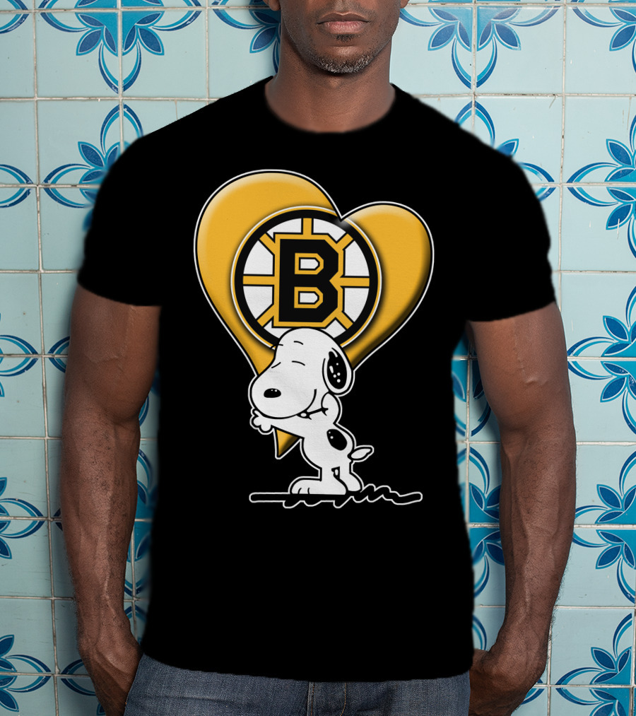 Snoopy Heart Boston Bruins Logo Hug T-Shirt