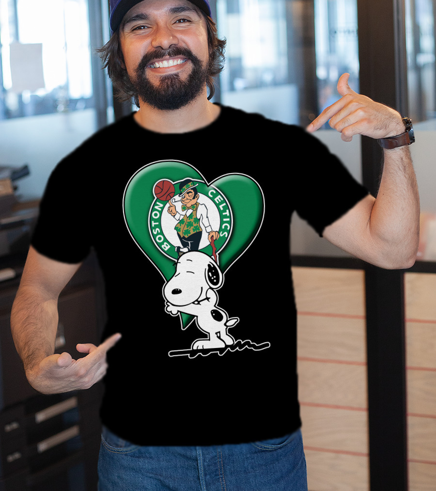 Snp V1 Boston Celtics Heart With Snoopy T-Shirt