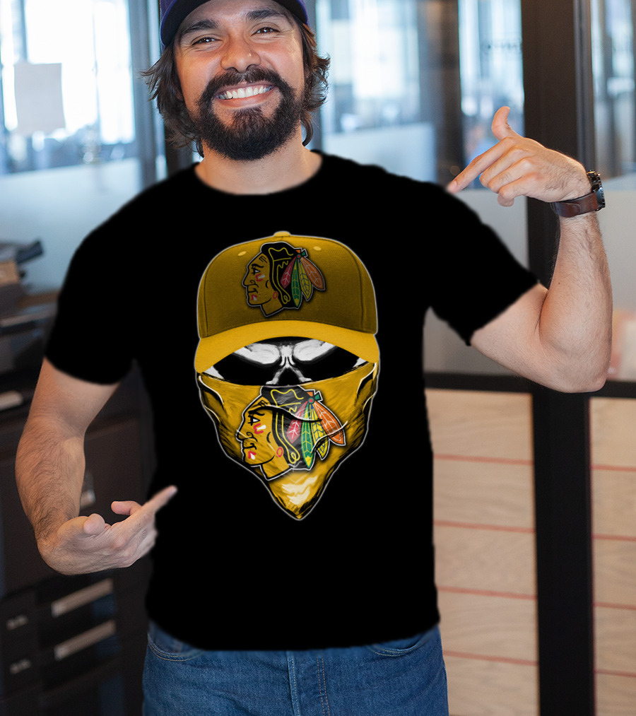 Skull Chicago Blackhawks Logo Hat And Bandana T-Shirt
