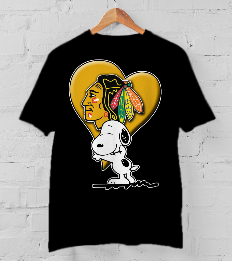 Snoopy Hugging Chicago Blackhawks Heart T-Shirt