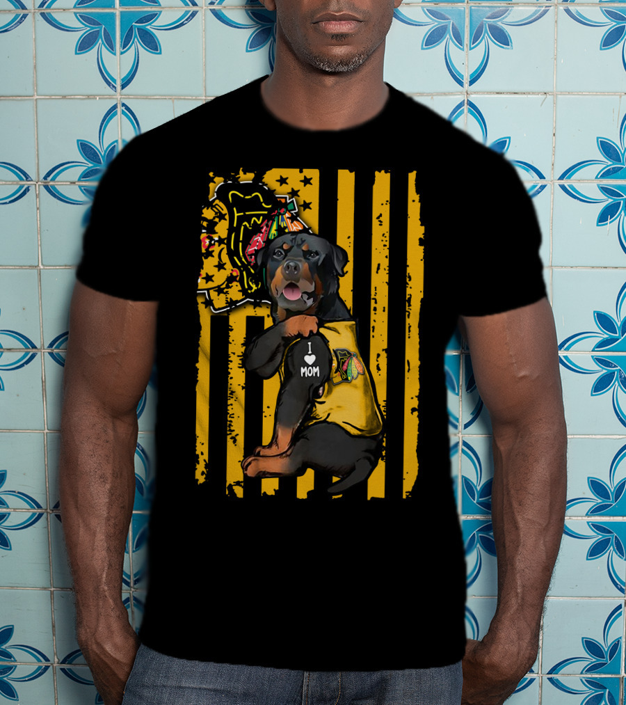 Rottweiler I Love Mom Chicago Blackhawks Star Stripes T-Shirt