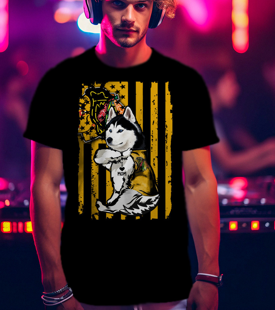 Siberian Husky I Love Mom Chicago Blackhawks Yellow Stripes T-Shirt