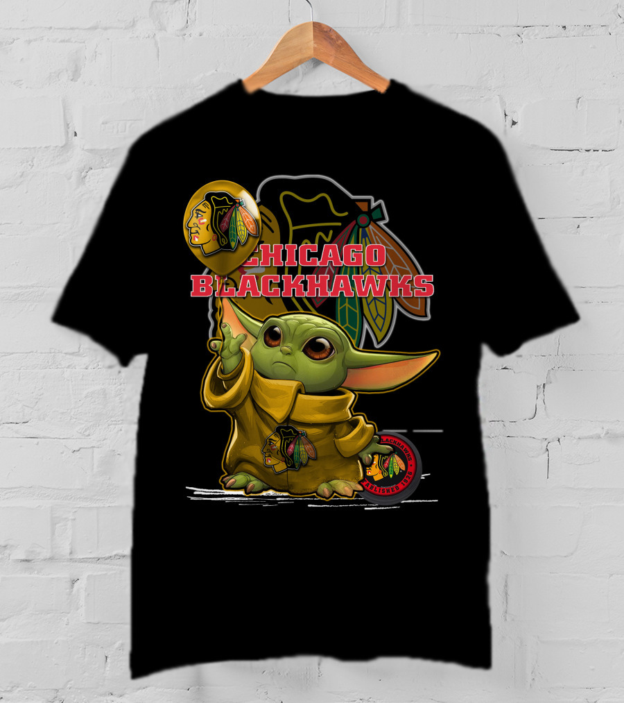 Chicago Blackhawks Baby Yoda With Balloon T-Shirt
