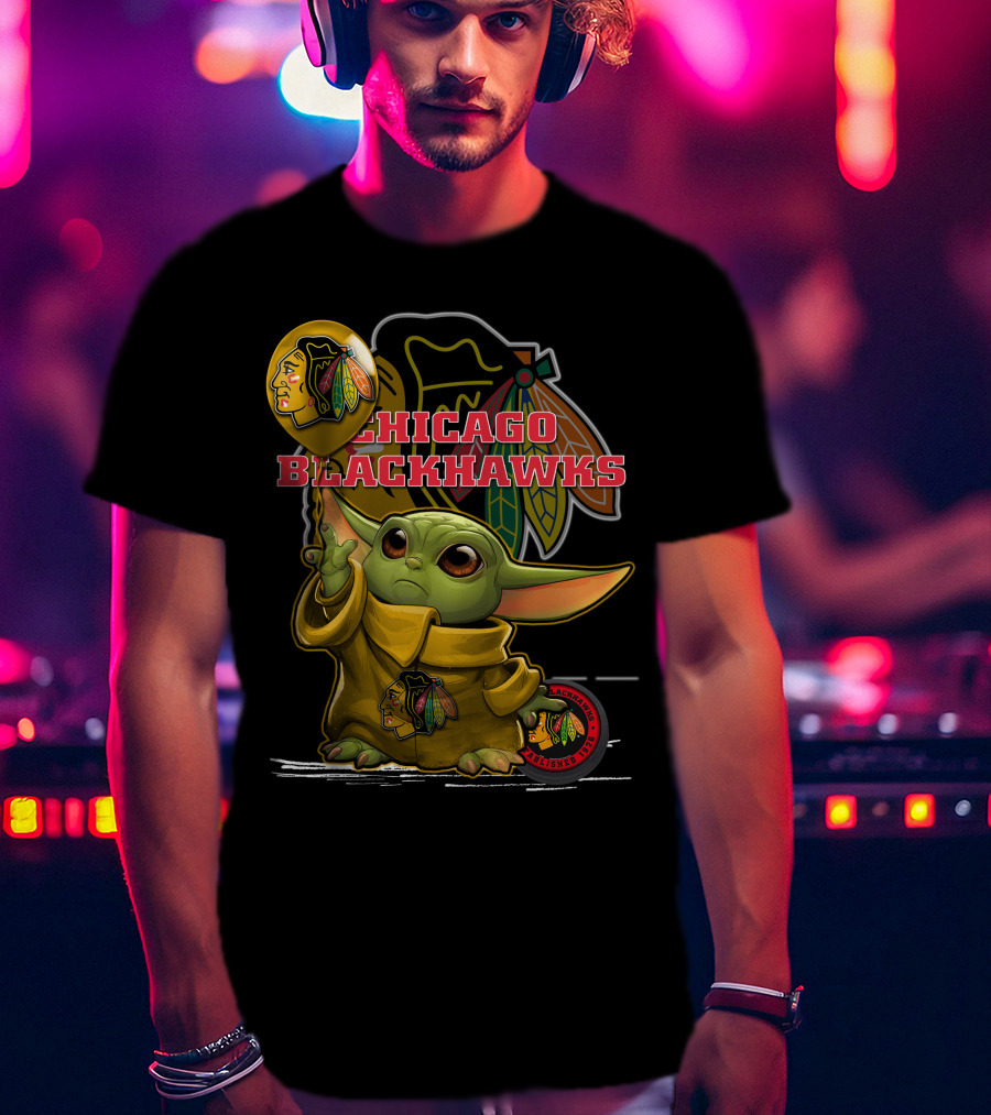 Chicago Blackhawks Baby Yoda With Balloon T-Shirt
