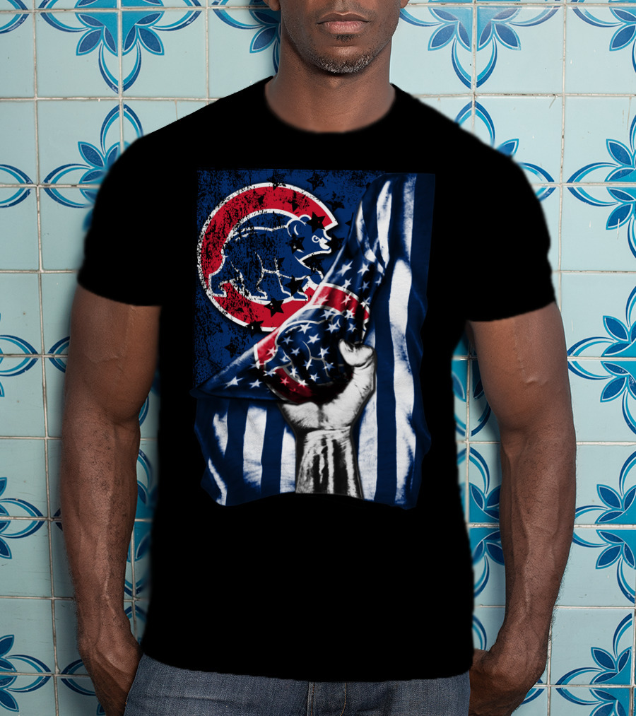 Chicago Cubs American Flag Blue Bear Emblem T-Shirt