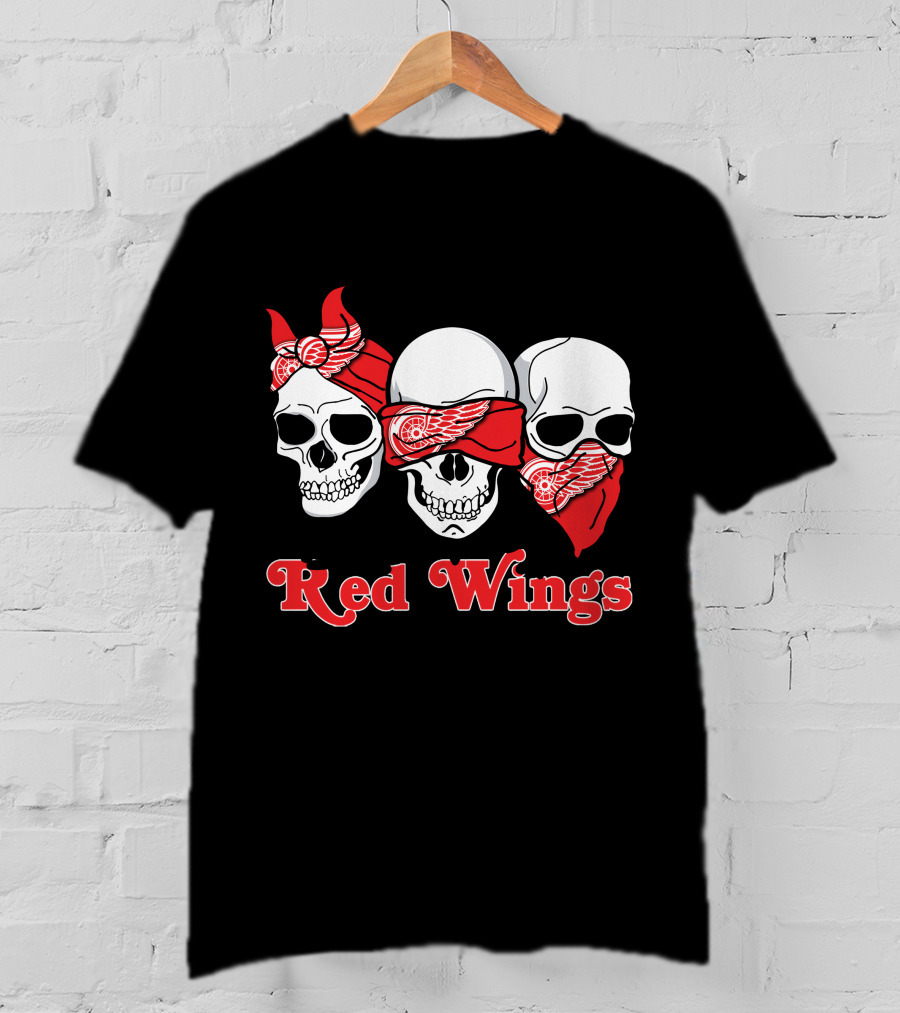Red Wings Three Skulls Bandanas T-Shirt
