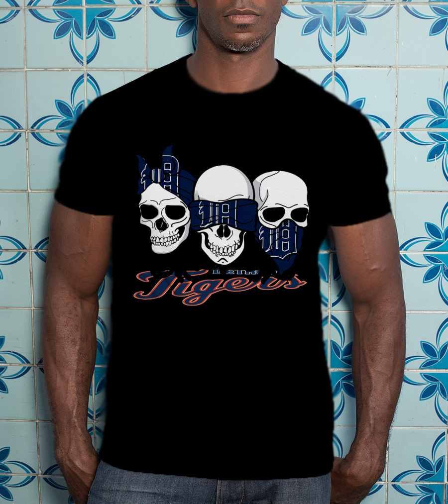 Detroit Tigers 3 Skull Pattern With Bandanas And Typography T-Shirt