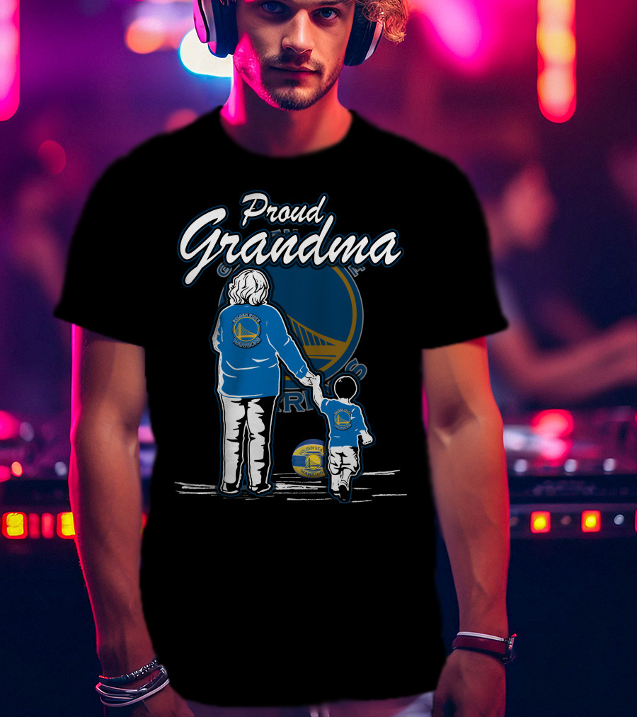 Proud Grandma Golden State Warriors Fan Family T-Shirt