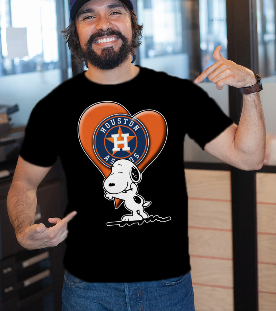 Snoopy Hugging Houston Astros Heart T-Shirt
