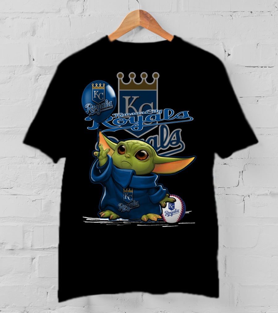 Yoda Kansas City Royals Holding KC Ball And Balloon T-Shirt