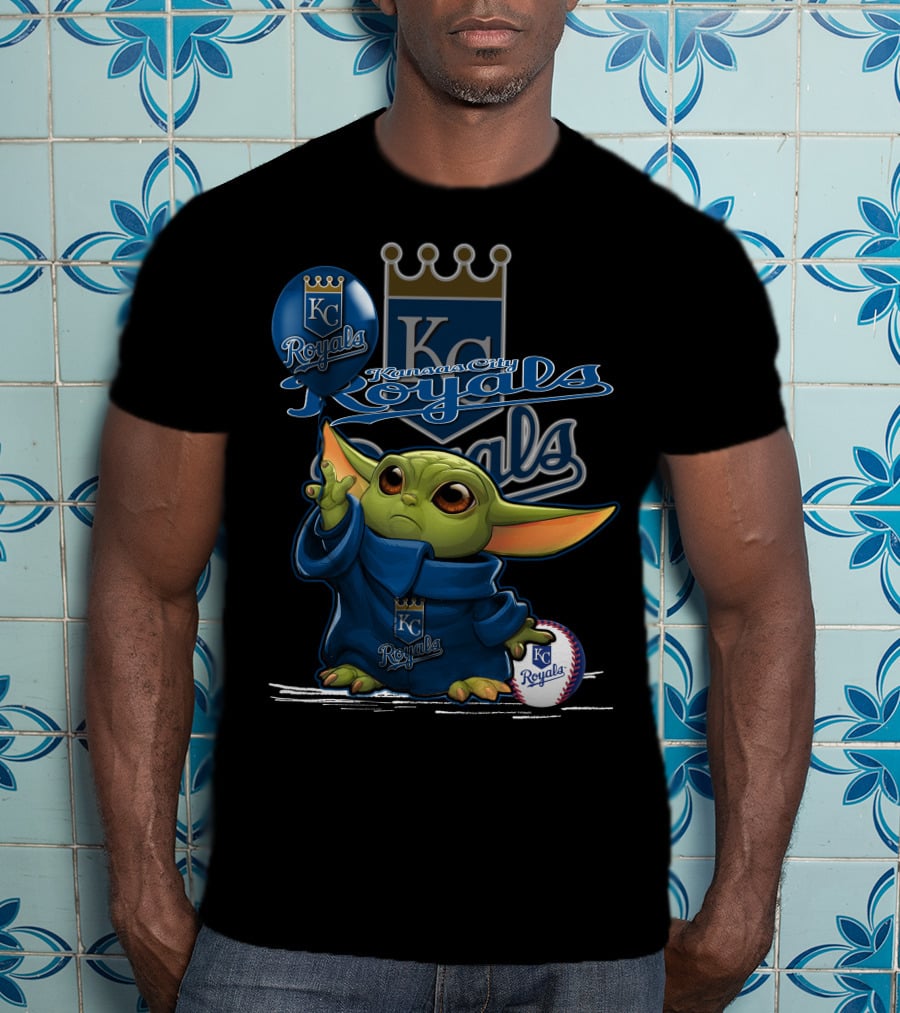 Yoda Kansas City Royals Holding KC Ball And Balloon T-Shirt