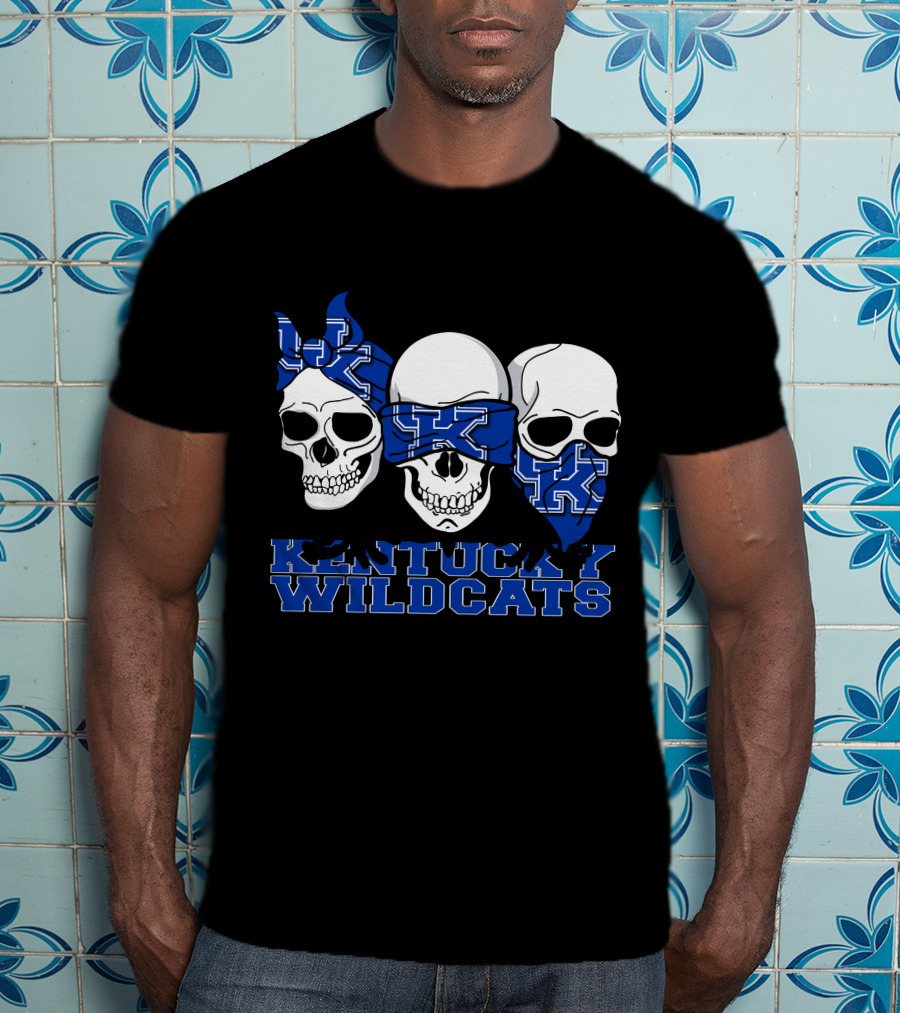 Kentucky Wildcats Three Skulls With Bandanas And Bow T-Shirt