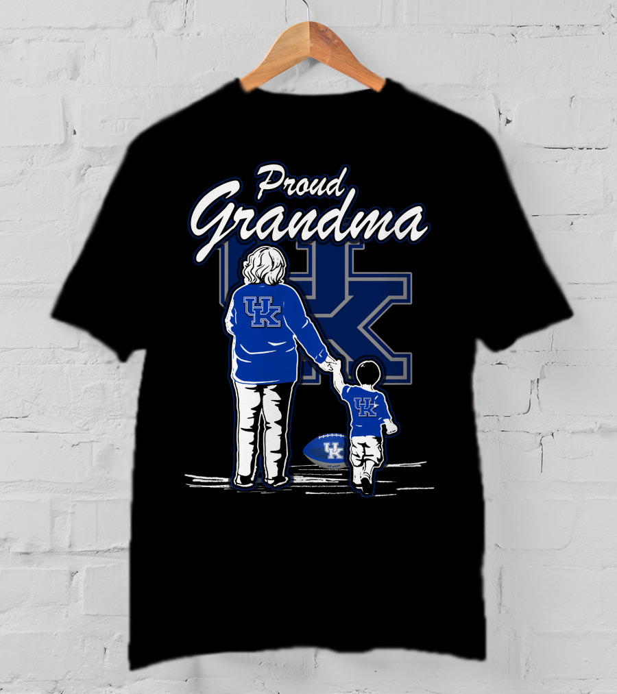 Proud Grandma Kentucky Wildcats UK Family Football Fan T-Shirt
