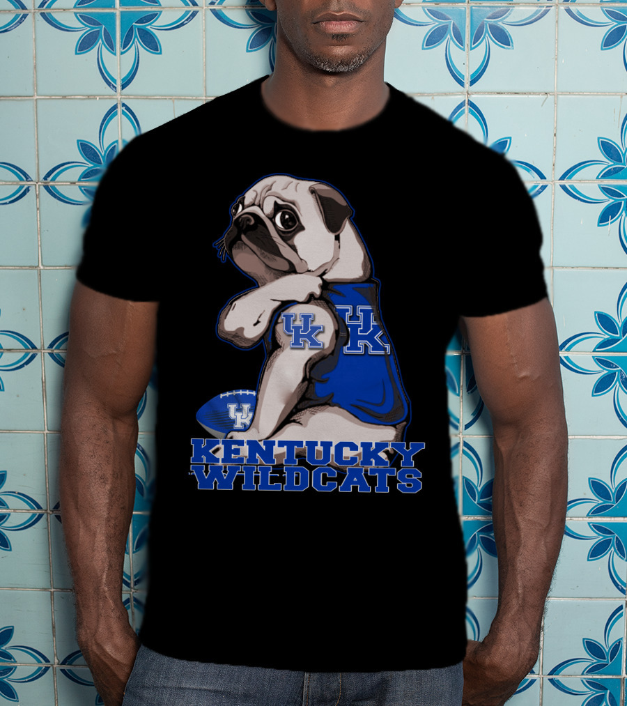 Kentucky Wildcats Pug With Football And UK T-Shirt