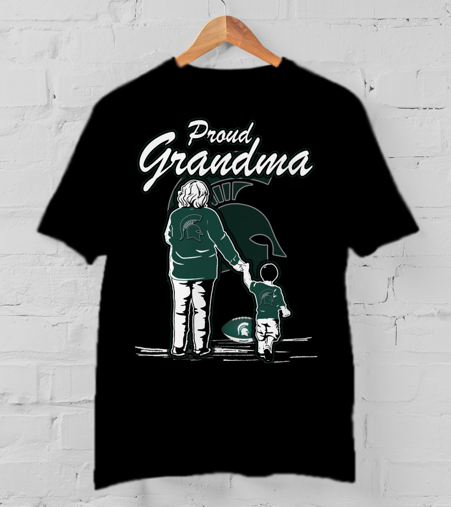 Proud Grandma Holding Hands Michigan State Spartans Football Fan T-Shirt
