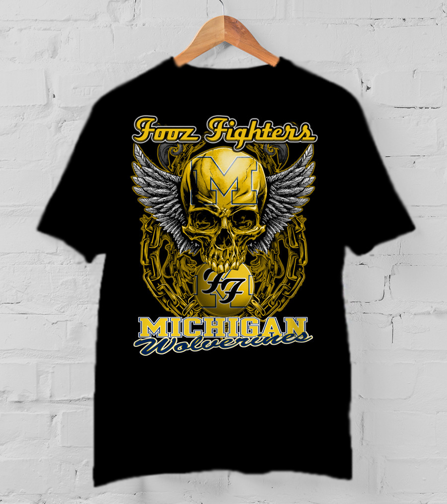 Foor Fighters Michigan Wolverines Skull Wings Chain T-Shirt