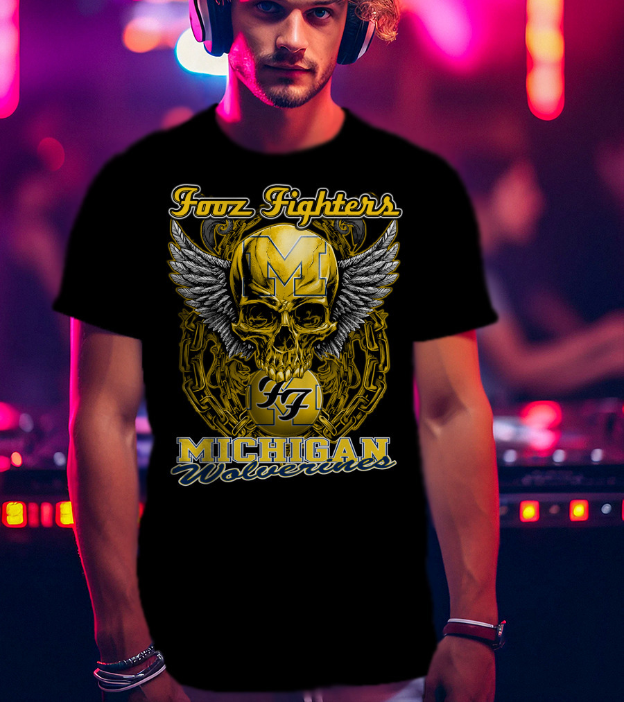 Foor Fighters Michigan Wolverines Skull Wings Chain T-Shirt