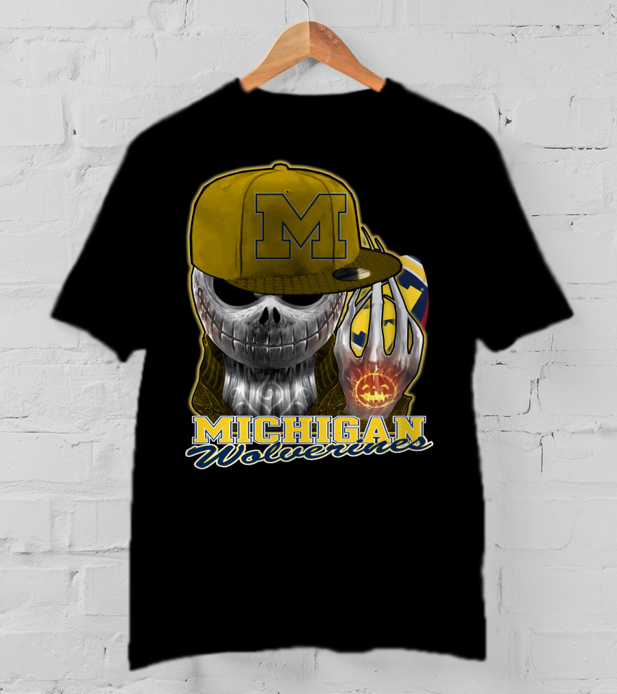 Jackskull Michigan Wolverines Halloween Skull With Wolverine Colors And Cap T-Shirt
