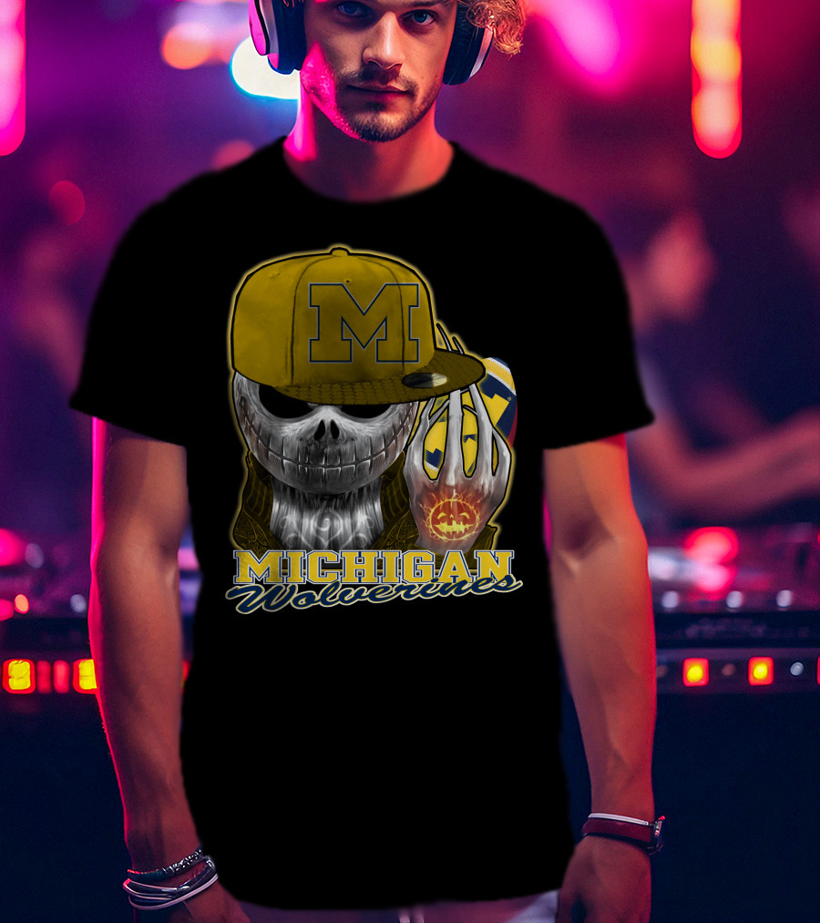 Jackskull Michigan Wolverines Halloween Skull With Wolverine Colors And Cap T-Shirt